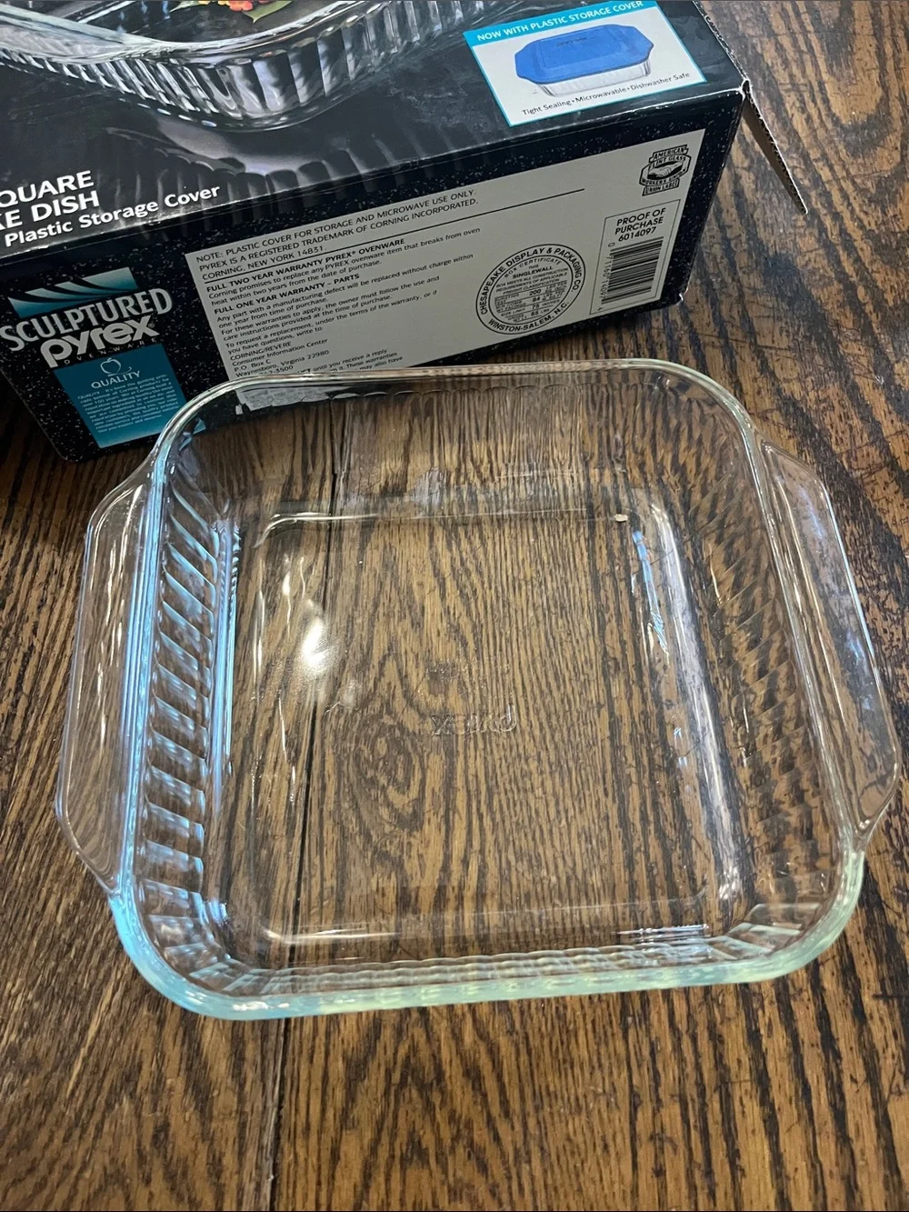 Pyrex Sculptured 8